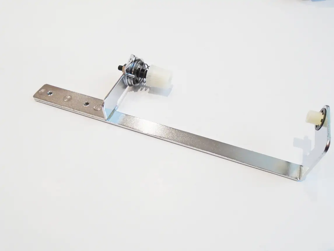 Bobbin thread guide
