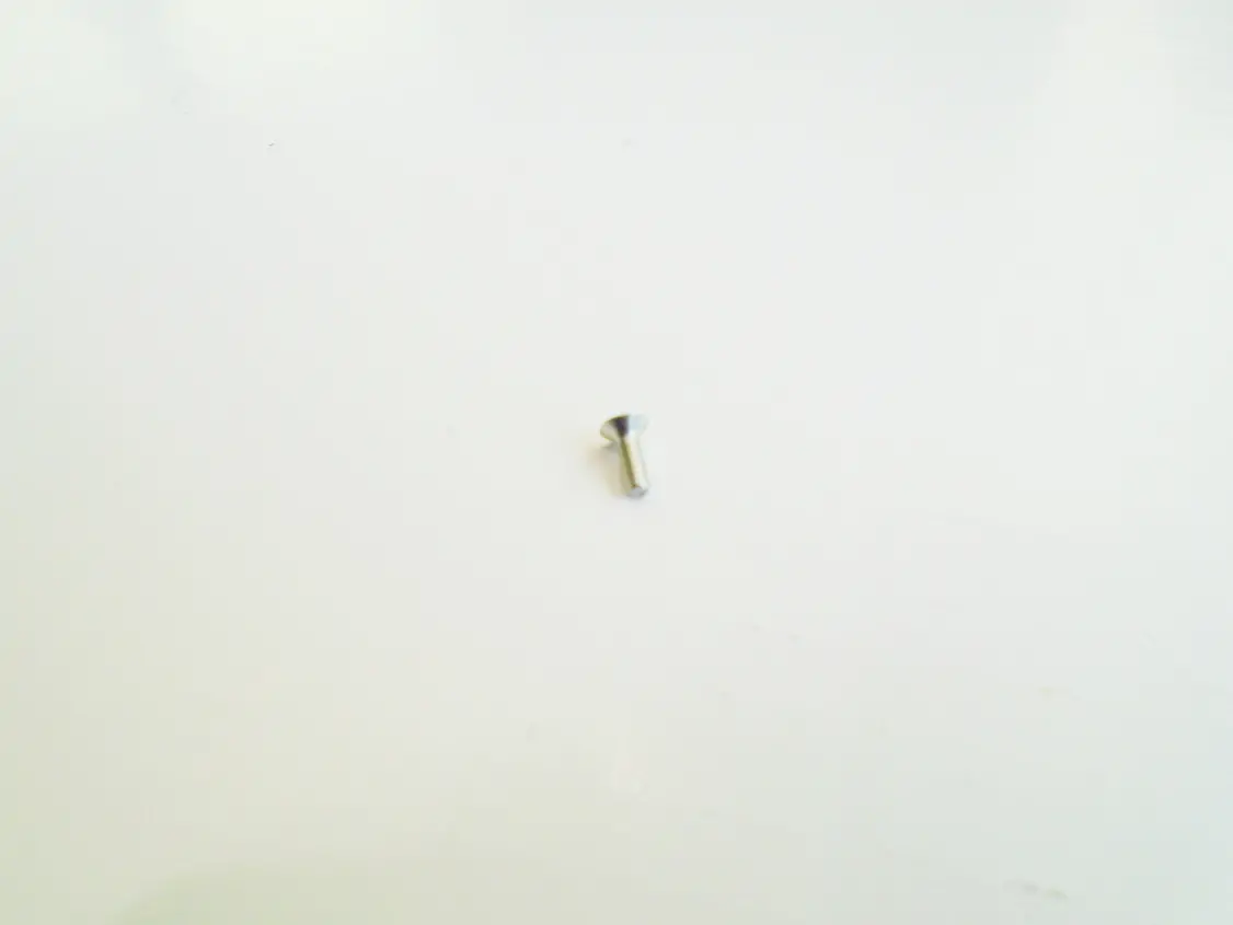 Flat head screw (Philips M2x6)