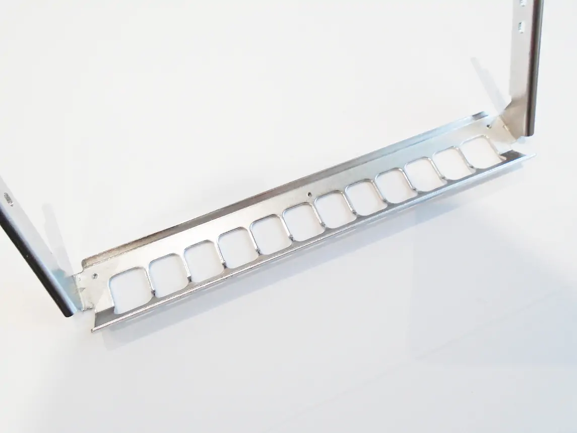 Guard holder (upper)