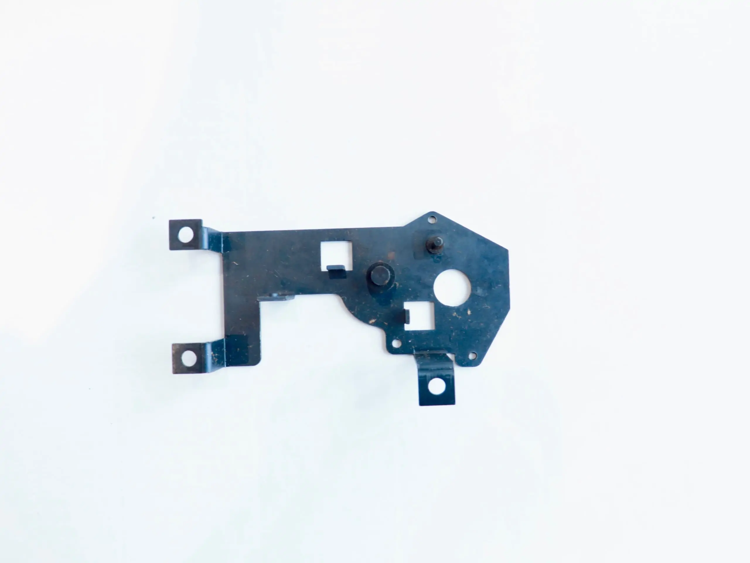 Bracket assy