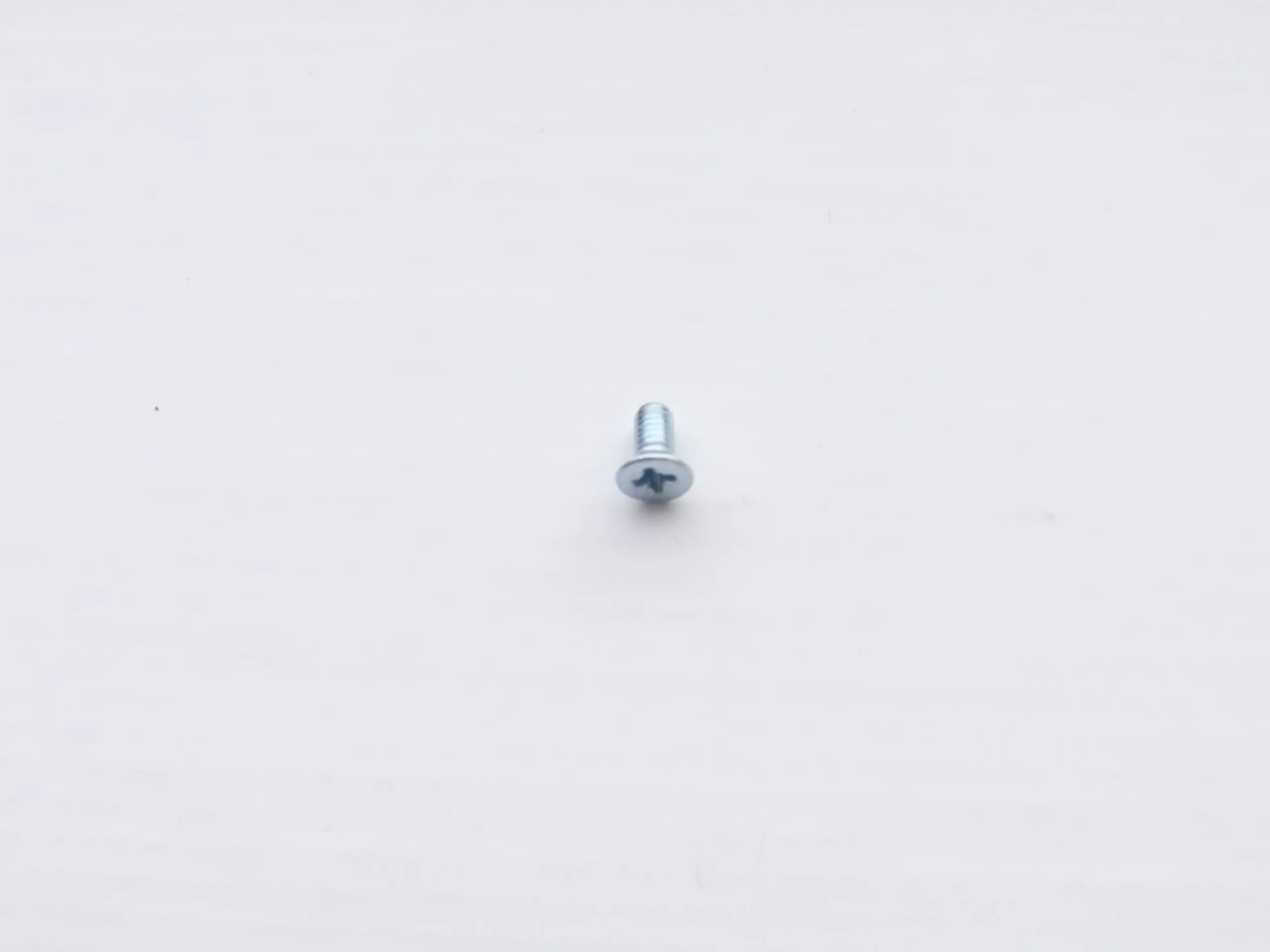 Hexagon socket head cap screw with flange (M3x6)