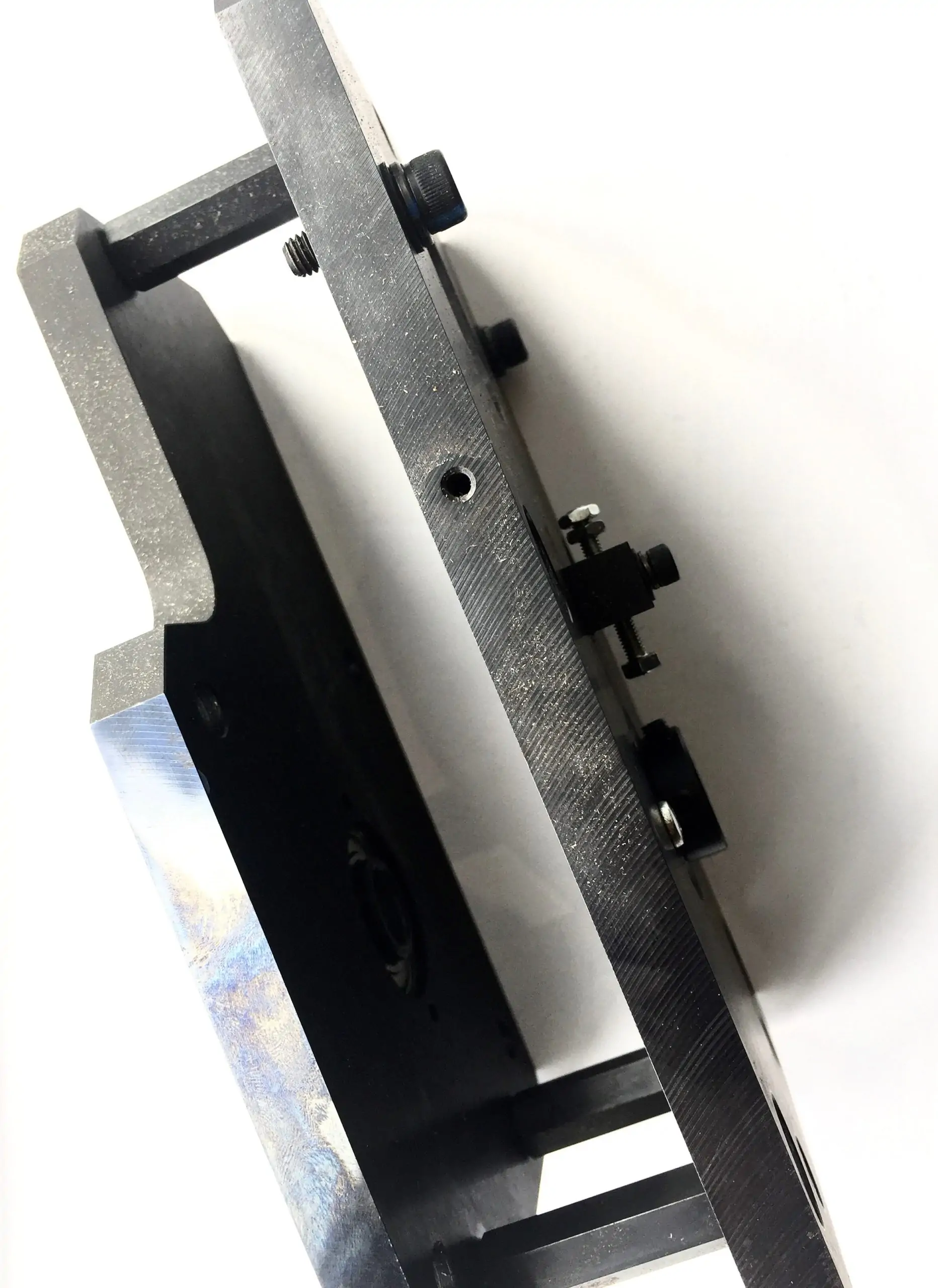 Motor bracket A and Motor bracket B