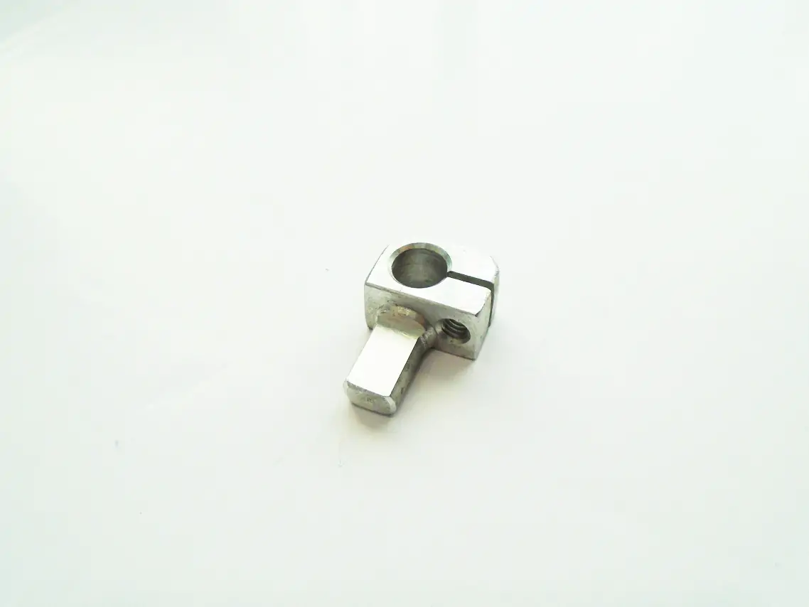 Needle bar boss B