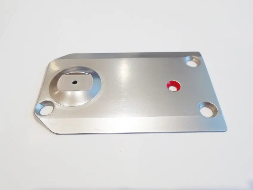 Needle plate (Universal)